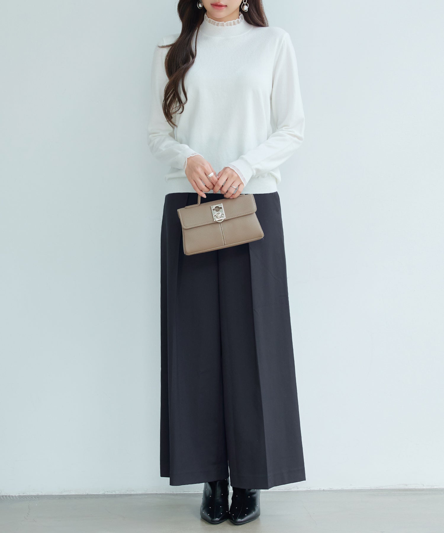 エブリデイシアーフリルニットプルオーバーsdp8118 アイボリー