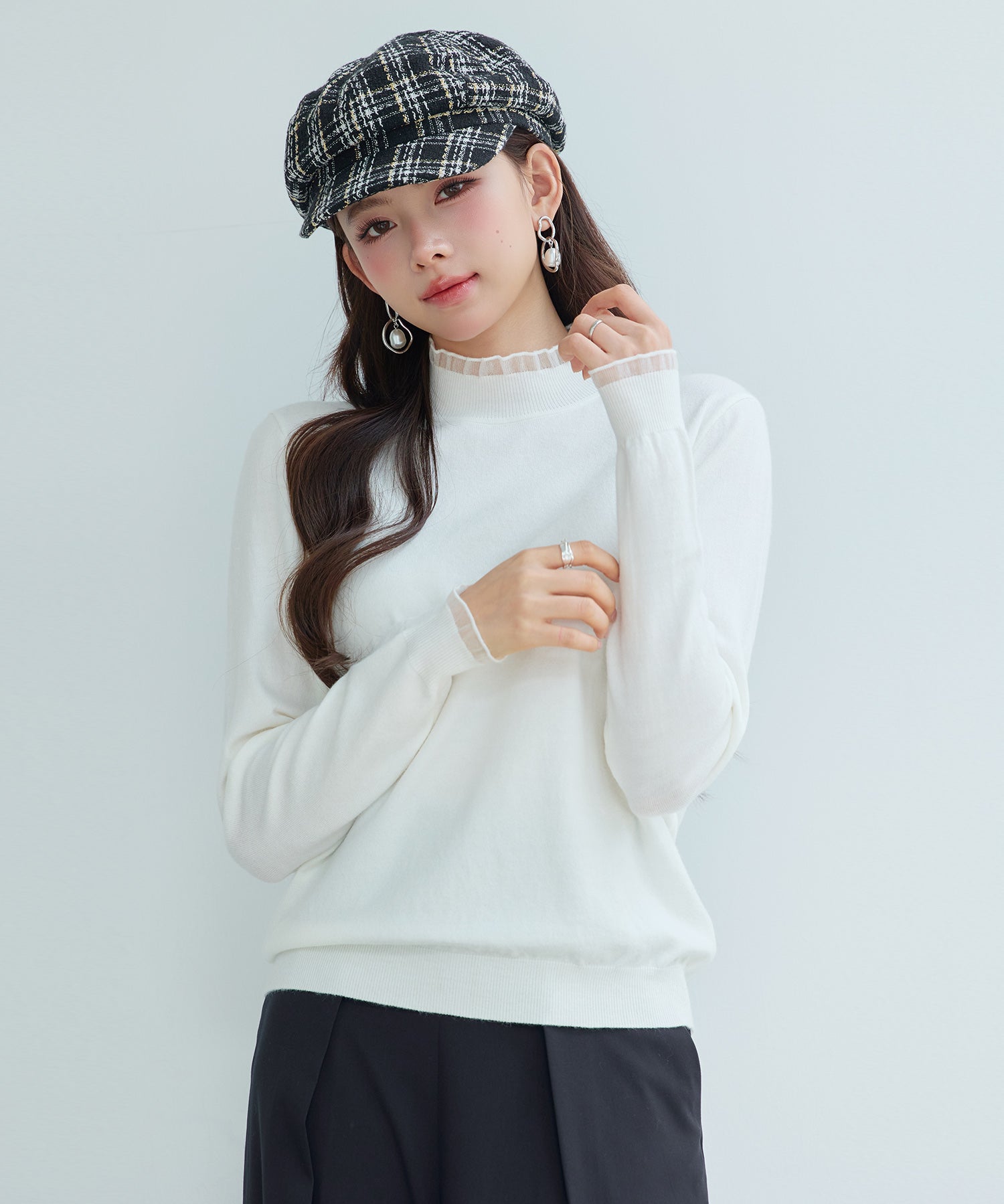 エブリデイシアーフリルニットプルオーバーsdp8118 アイボリー