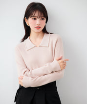 パール襟が華やかなリブ編みニット