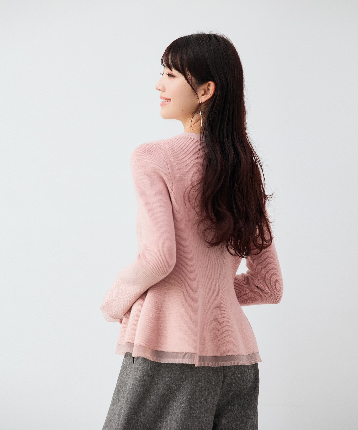 オーガンジー切替が華やかな2wayリブニット