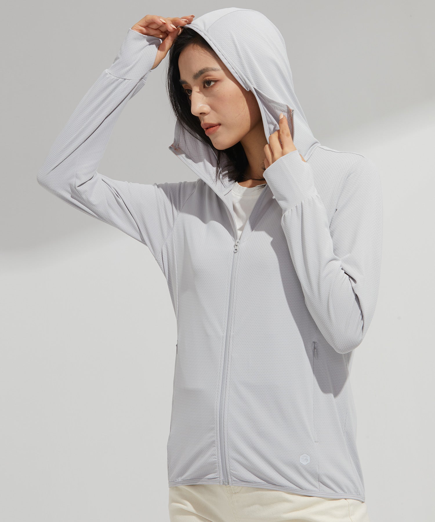 軽くて持ち運びしやすく、アイテム ｜ 春夏にぴったり、全5色 × 4サイズ