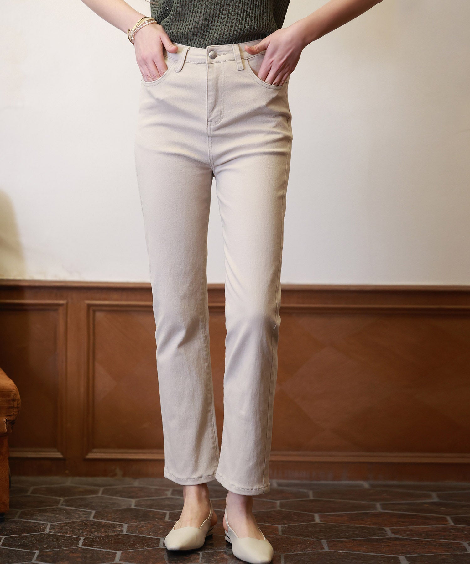 ベージュ ストレートパンツ ゴムウエスト 2493-0971-1.jpg