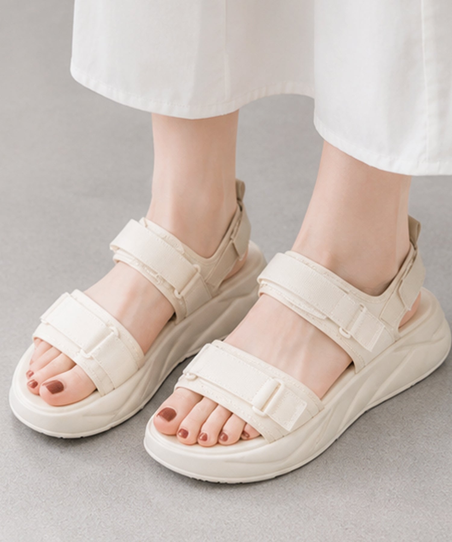 軽くて歩きやすいクッション厚底サンダルsdpalss003