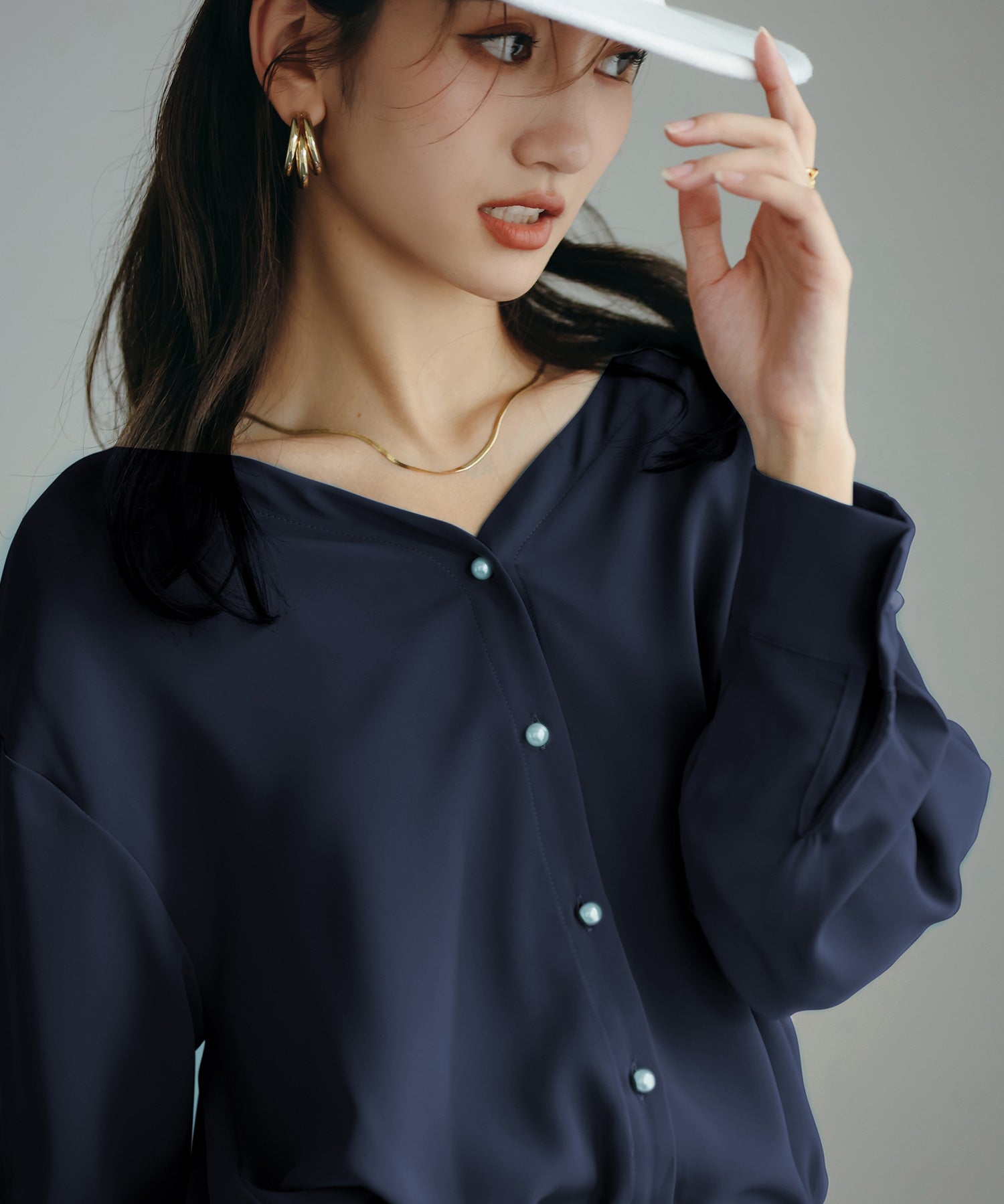 バックVネックシフォンブラウスxyz2413 ネイビー