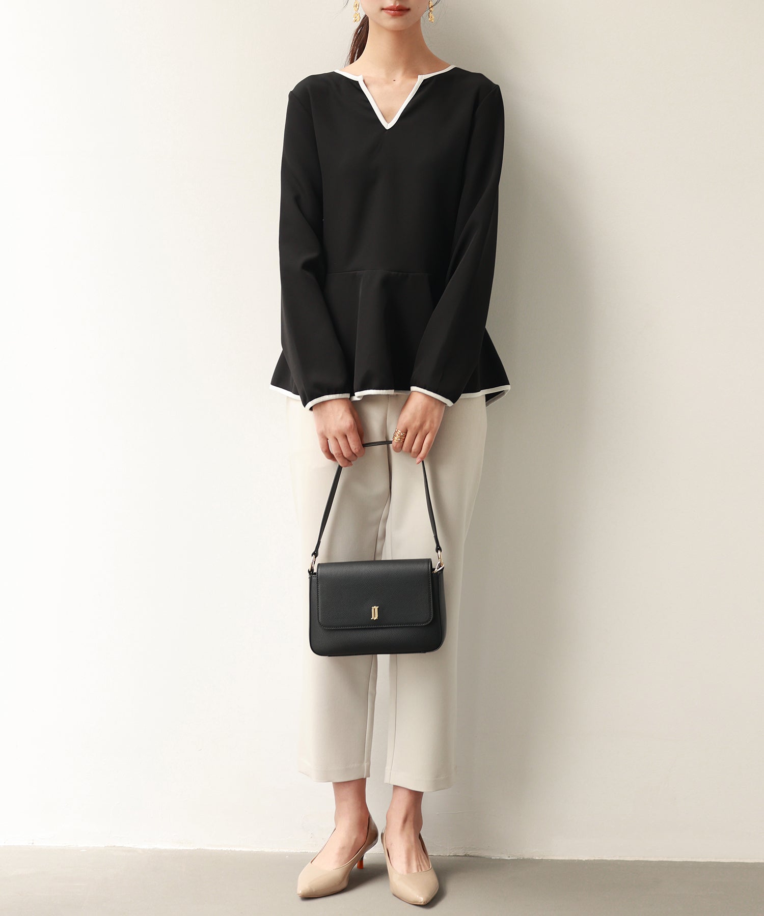 ZOZO限定商品】スカラップカラーペプラムブラウス（シャツ