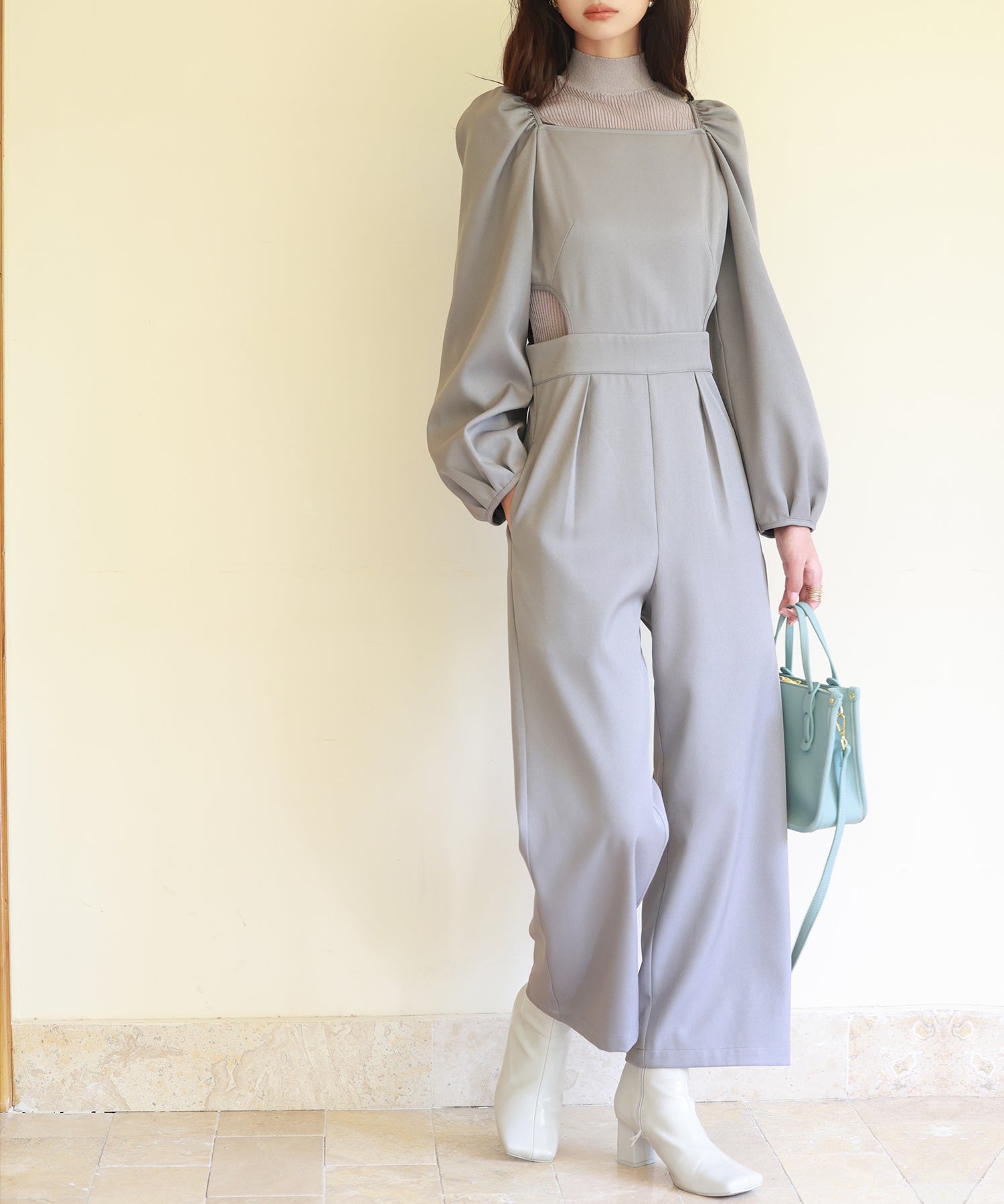 サイドカットアウトスクエアネックオールインワンsdp0124 グレー